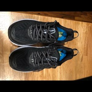 Women’s Hoka One One Clifton 4 Size 5